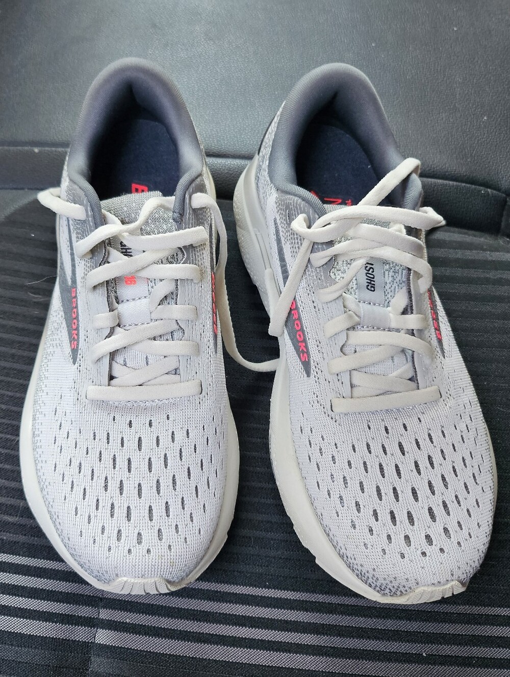 Brooks Ghost 16 Light Gray and Dark Gray Women's Running Shoes